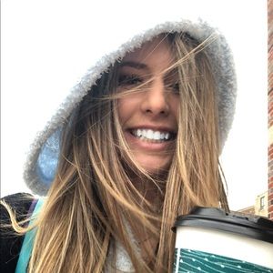 Meet your Posher, Meagan